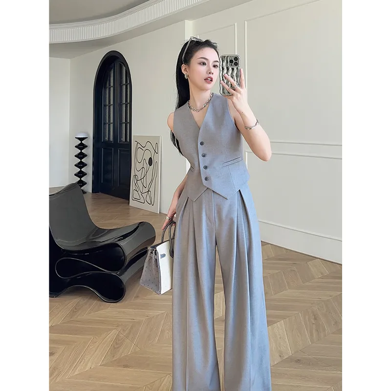 Women's Sleeveless Vest Wide-L - Women Formal Wear Set 评论和价格