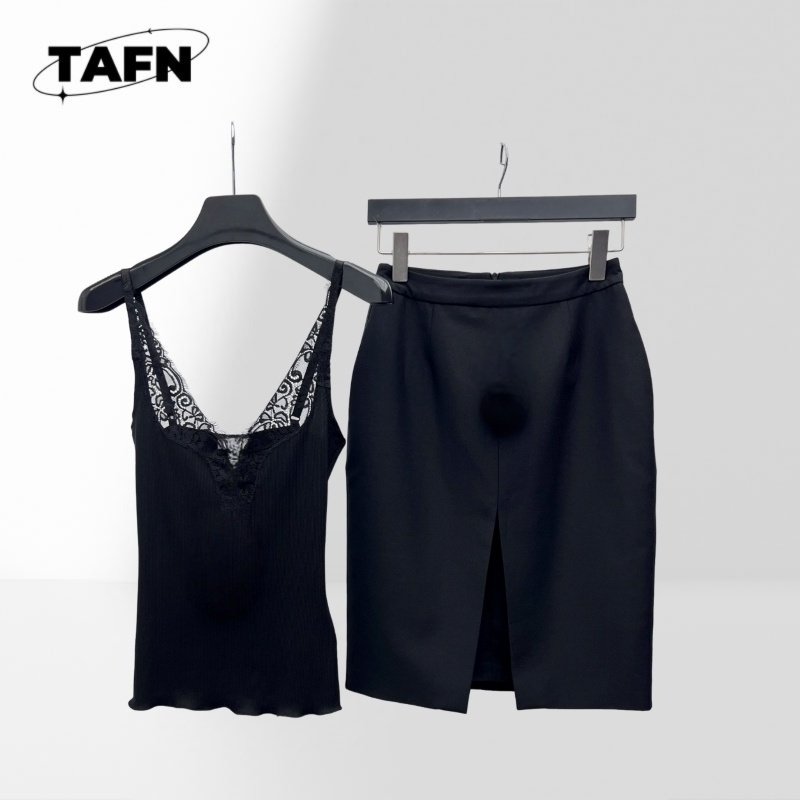 Fashion-Forward Women's Skirt  - Women Formal Wear Set 评论和价格